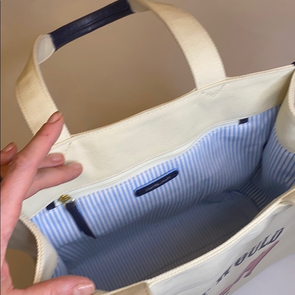 Draper James Dolly Tote - Picture 11 of 15